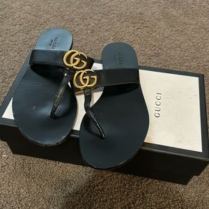 Gucci sandals size 38.5